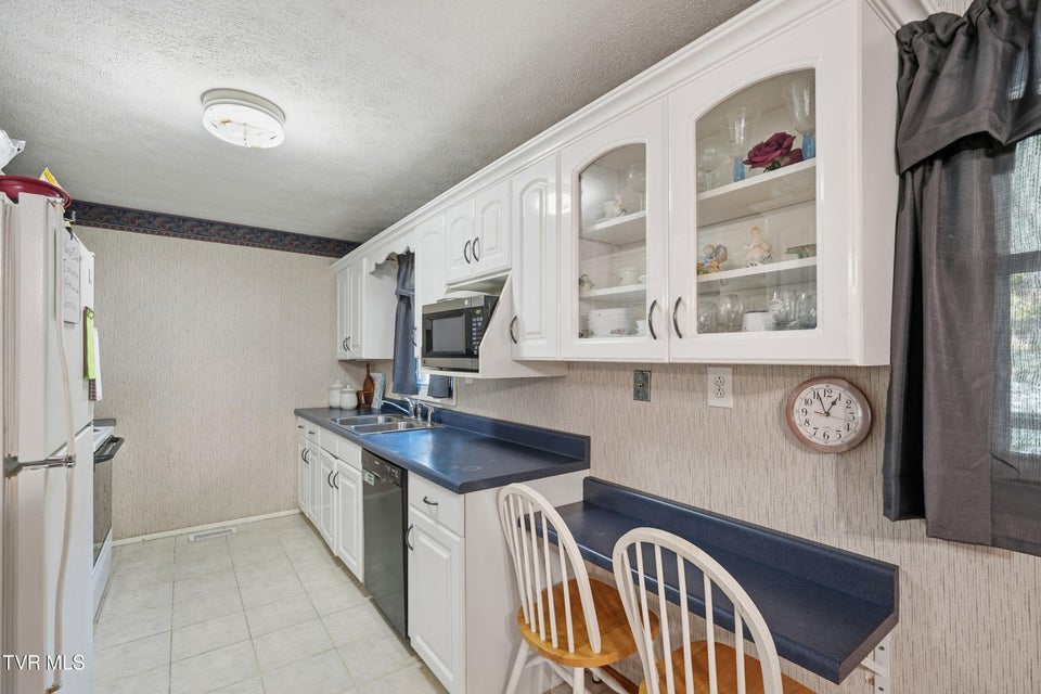 Photo #8: 304 Rutledge Lane