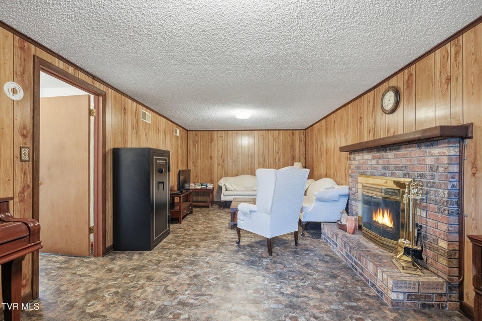 Photo #22: 304 Rutledge Lane