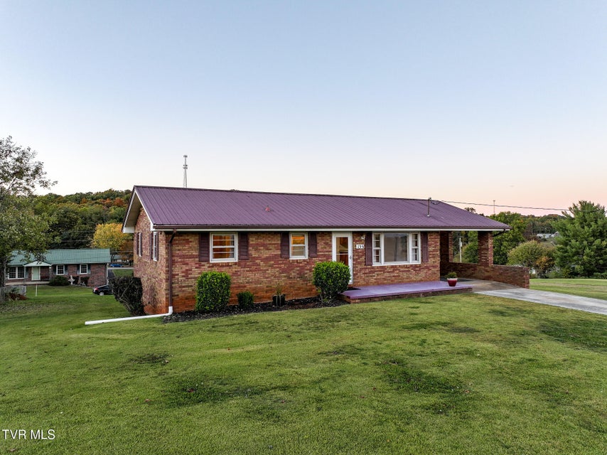 Photo #49: 135 Walton Circle