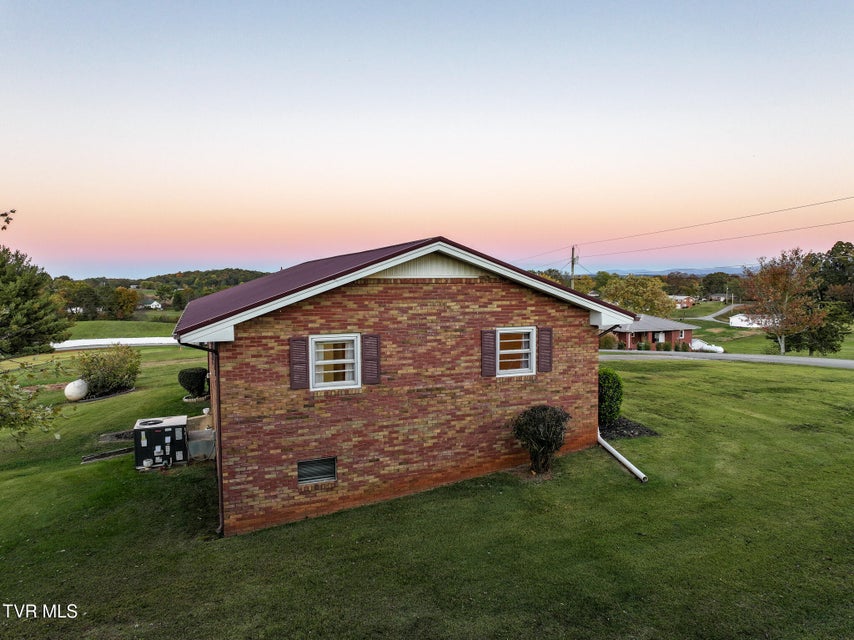 Photo #50: 135 Walton Circle