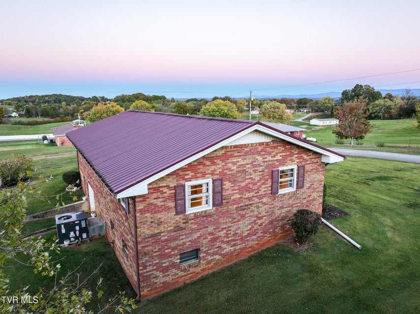 Photo #54: 135 Walton Circle