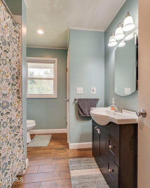 Photo #21: 1006 Sylvan Circle