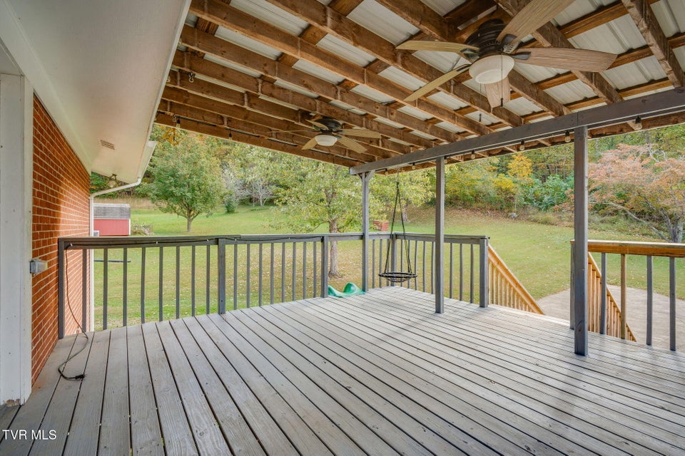 Photo #31: 1006 Sylvan Circle