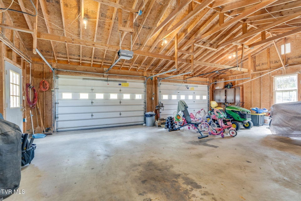 Photo #34: 1006 Sylvan Circle