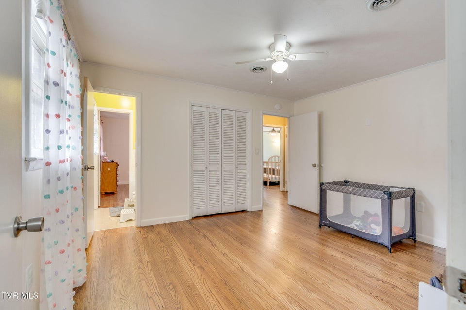 Photo #13: 1006 Sylvan Circle