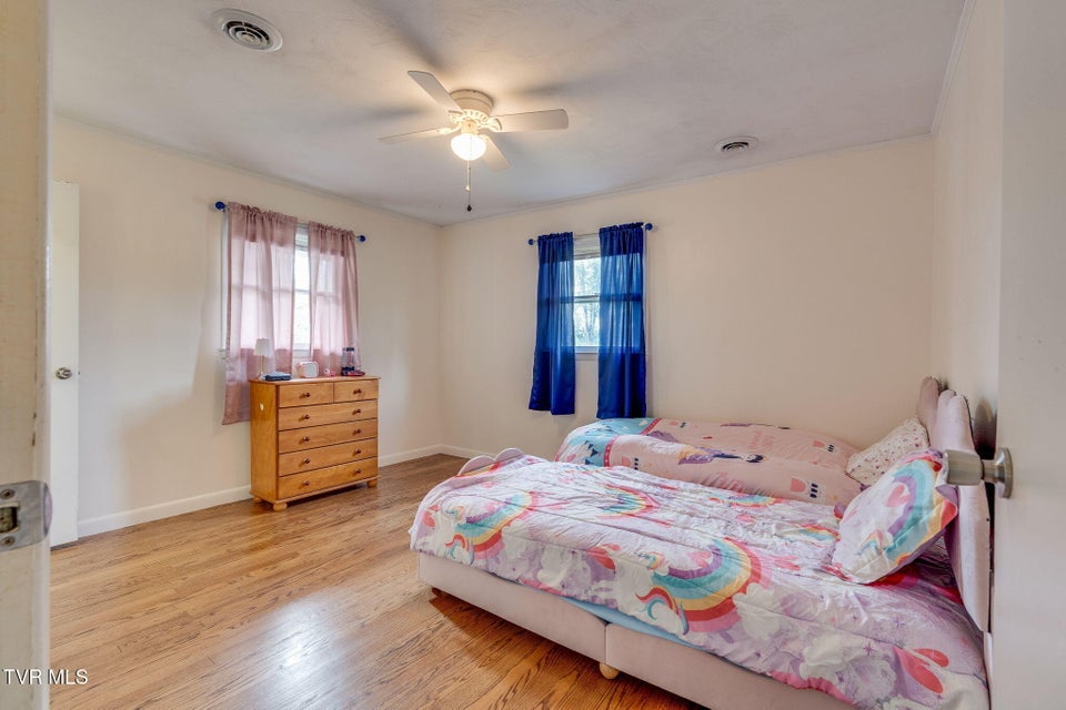 Photo #15: 1006 Sylvan Circle