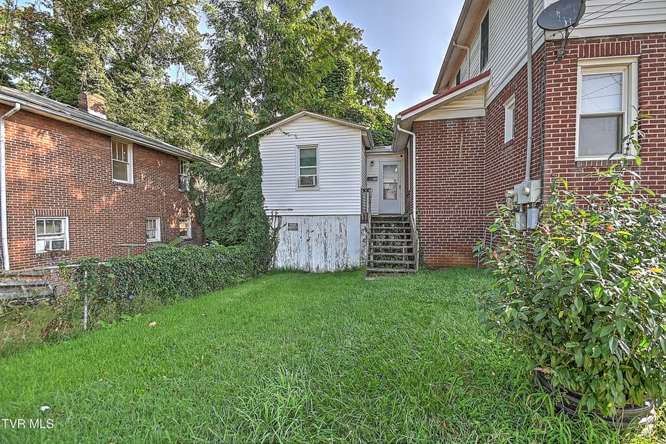 Photo #40: 416 Moore Street