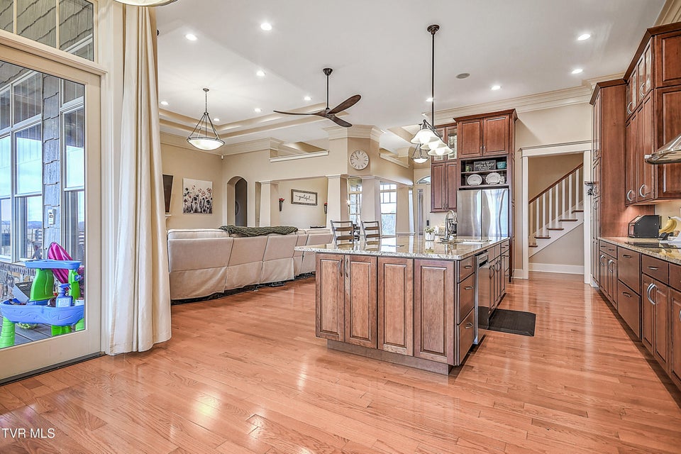 Photo #32: 640 Hamilton Hill Road