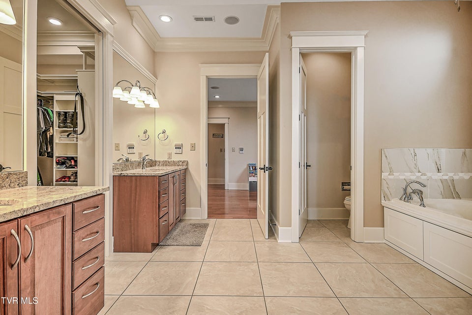 Photo #39: 640 Hamilton Hill Road