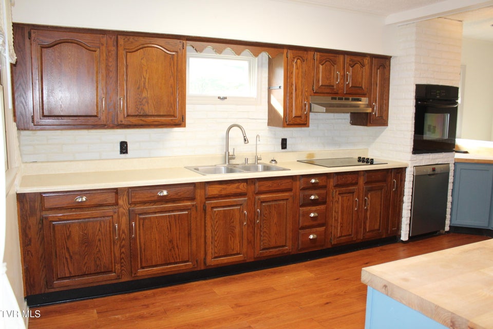 Photo #2: 618 East Carters Valley Road