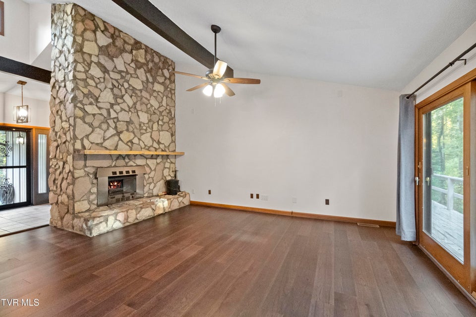 Photo #3: 35 Alpine Cove