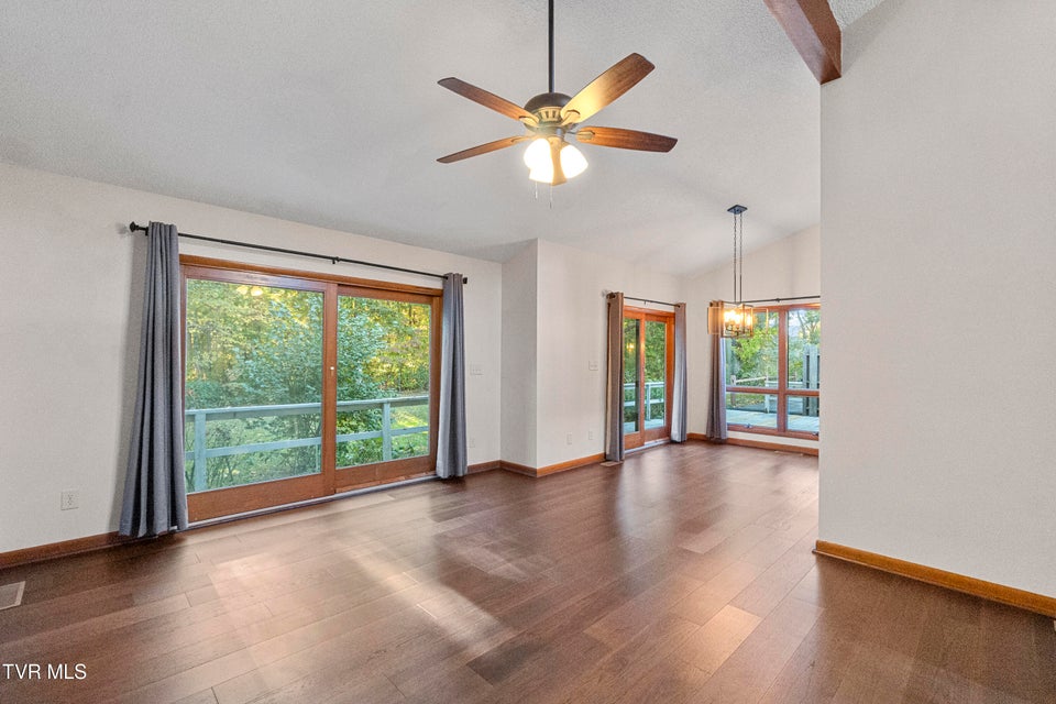 Photo #8: 35 Alpine Cove