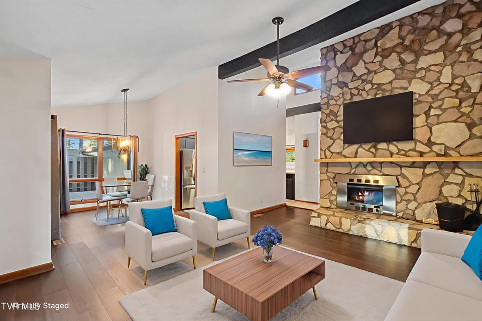 Photo #11: 35 Alpine Cove