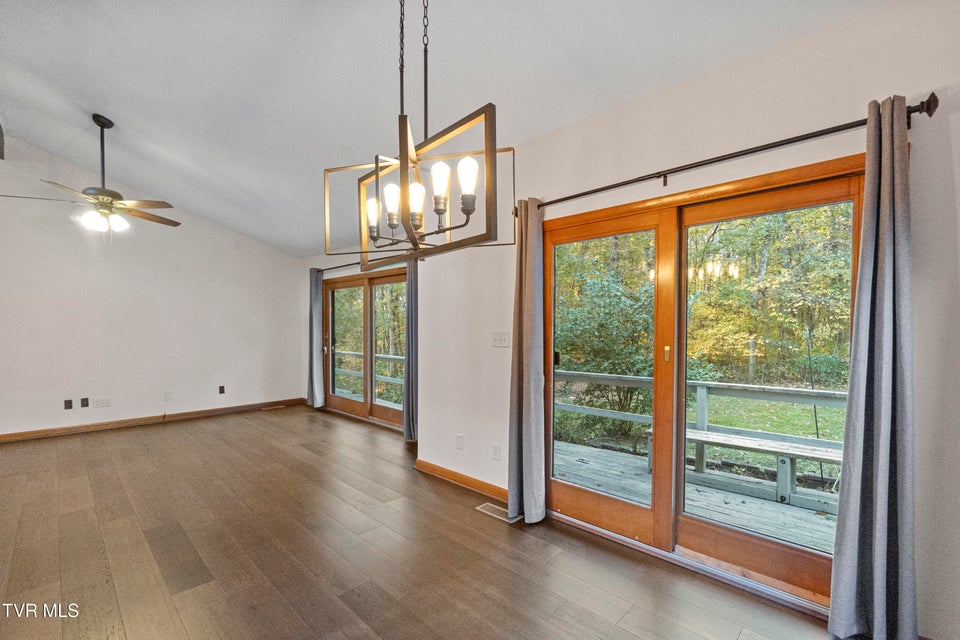 Photo #14: 35 Alpine Cove