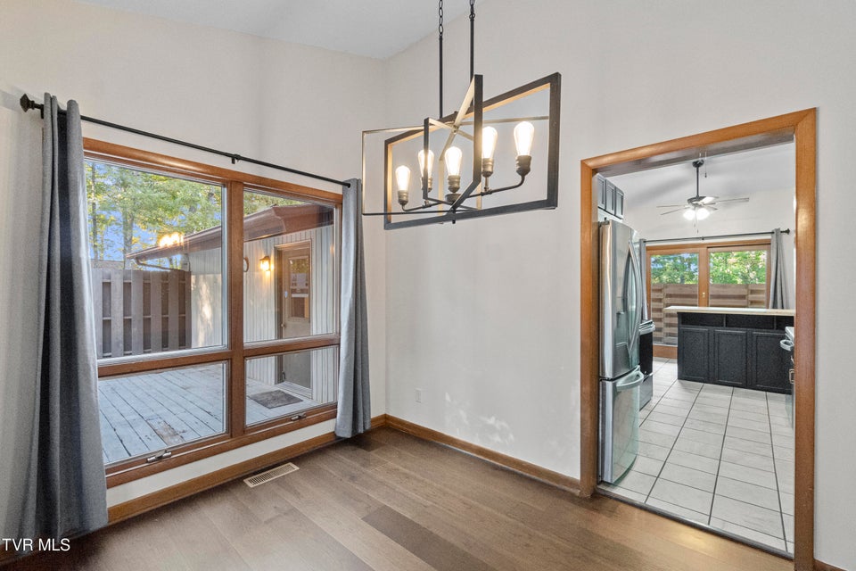 Photo #15: 35 Alpine Cove