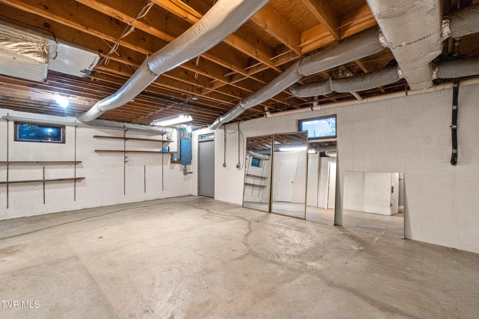 Photo #45: 35 Alpine Cove