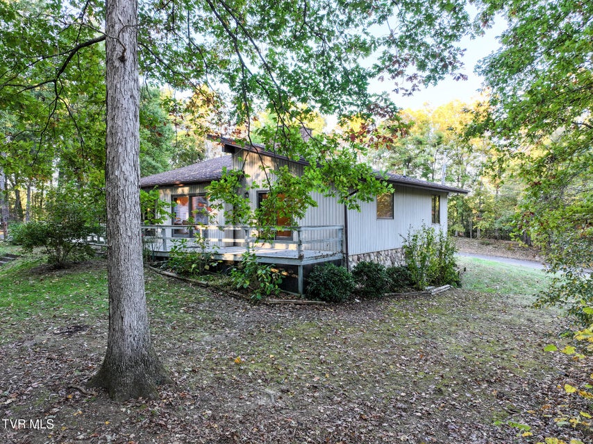 Photo #59: 35 Alpine Cove