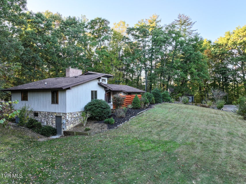 Photo #63: 35 Alpine Cove