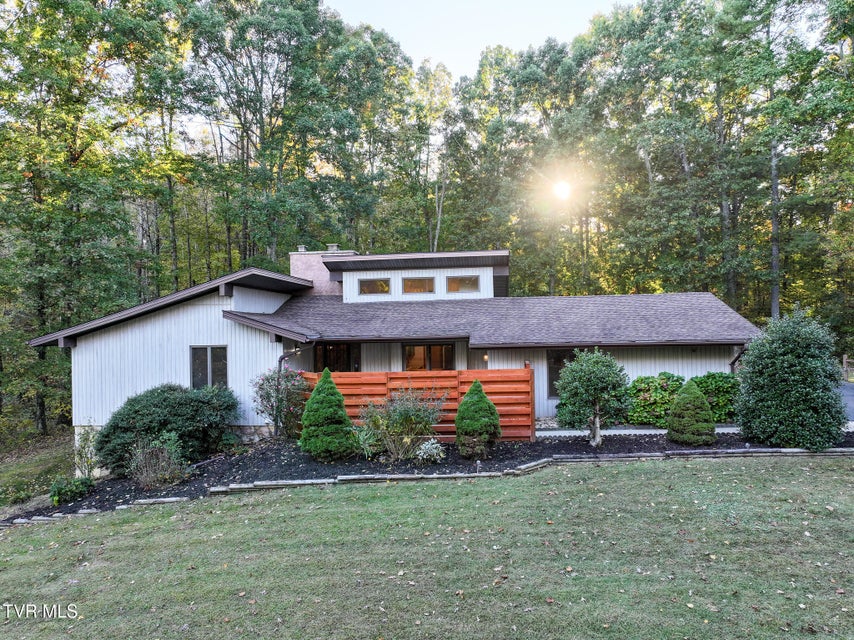 Photo #64: 35 Alpine Cove