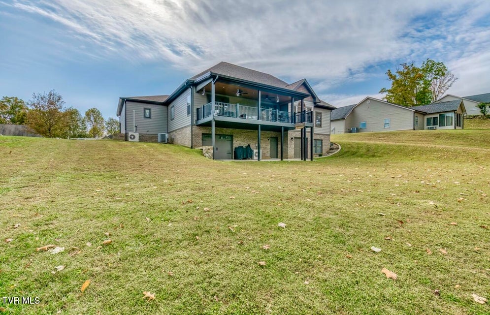 Photo #11: 469 Grovemont Place