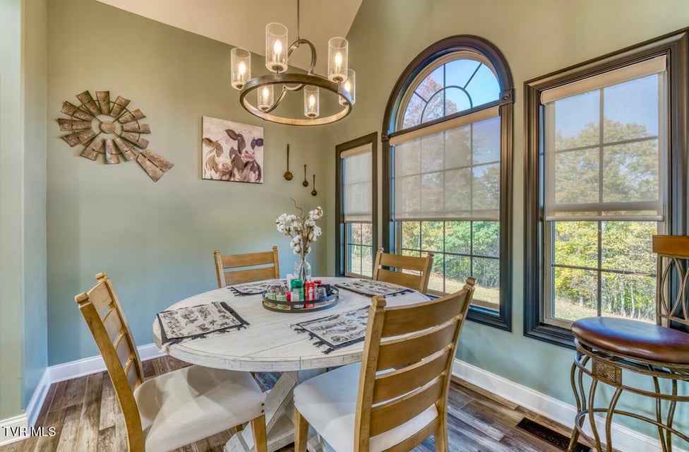 Photo #34: 469 Grovemont Place