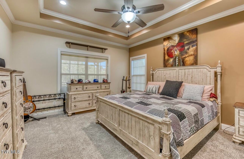 Photo #36: 469 Grovemont Place