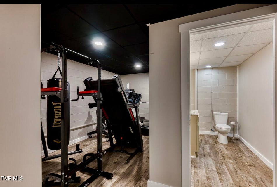 Photo #53: 469 Grovemont Place