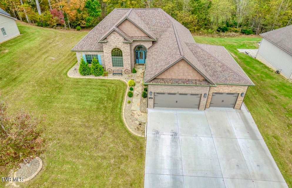 Photo #65: 469 Grovemont Place