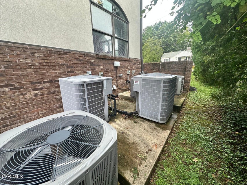 Photo #20: 4624 Chambliss Avenue