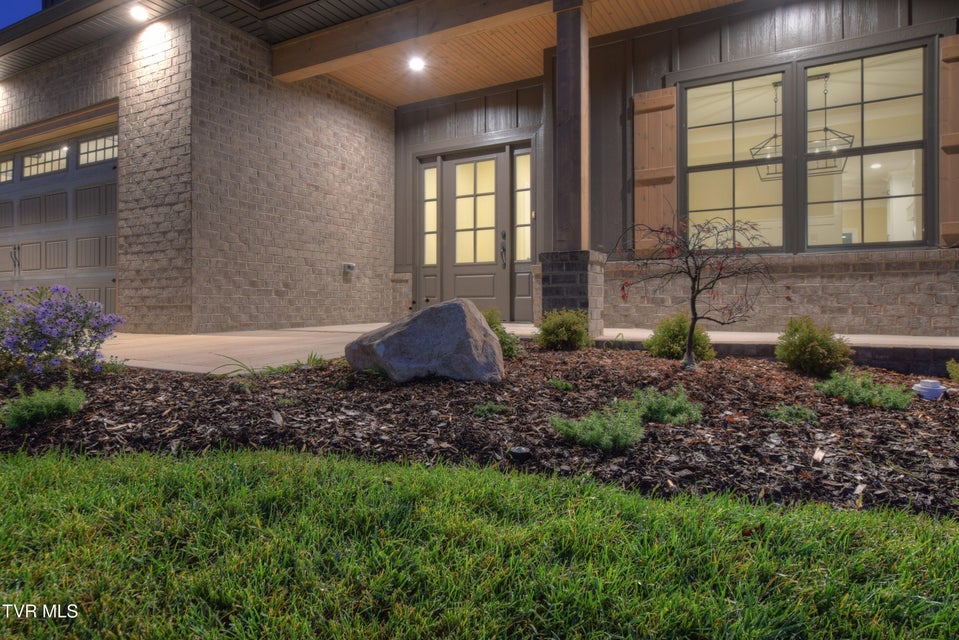 Photo #5: 34 Glaze Farm Way