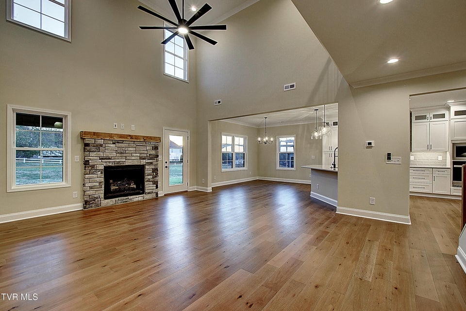 Photo #9: 34 Glaze Farm Way