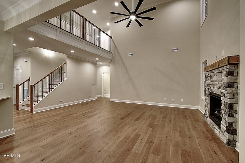 Photo #11: 34 Glaze Farm Way