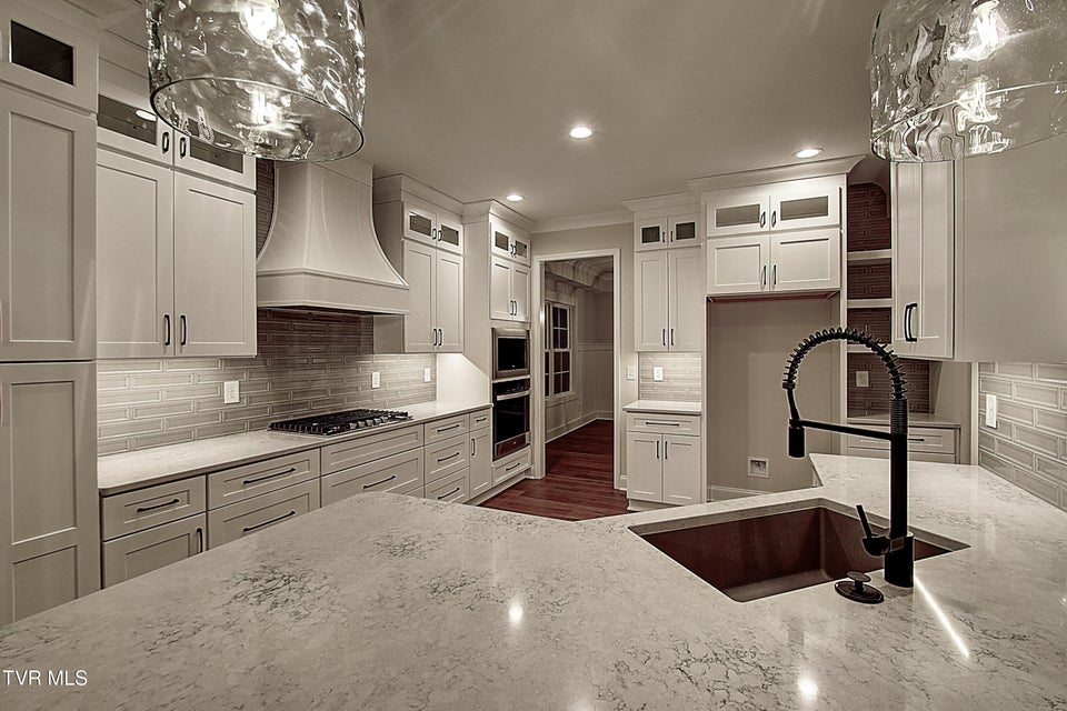 Photo #12: 34 Glaze Farm Way