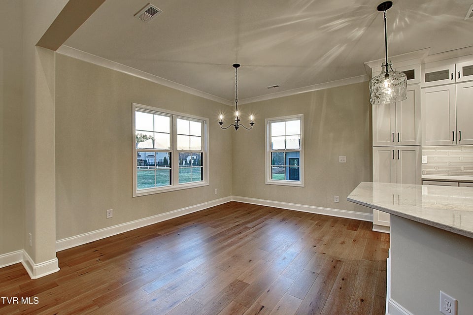 Photo #17: 34 Glaze Farm Way