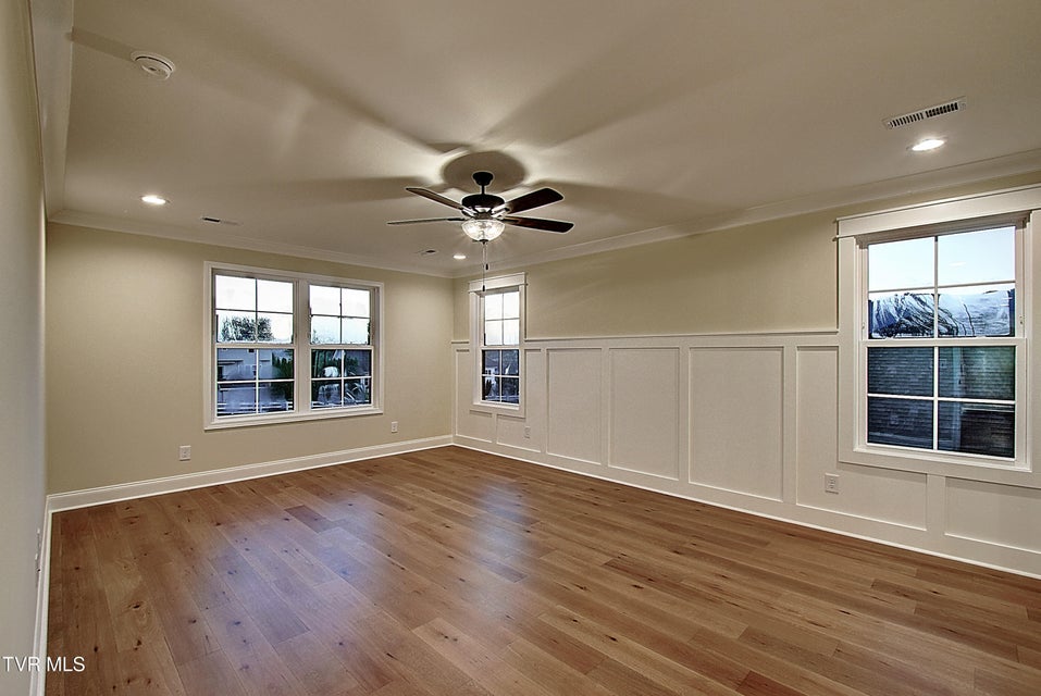 Photo #27: 34 Glaze Farm Way