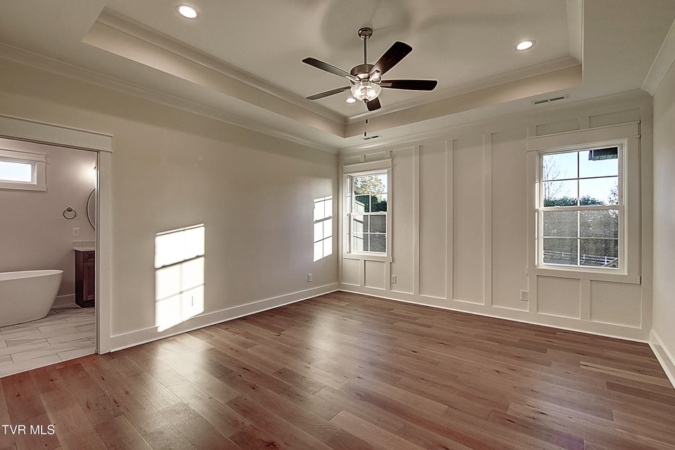 Photo #11: 60 Glaze Farm Way