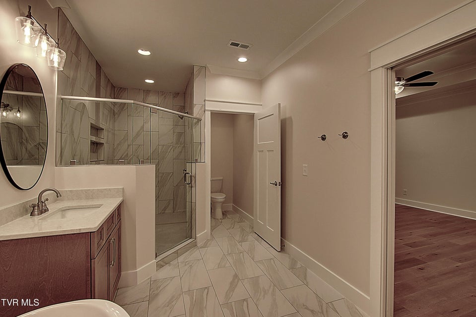 Photo #12: 60 Glaze Farm Way