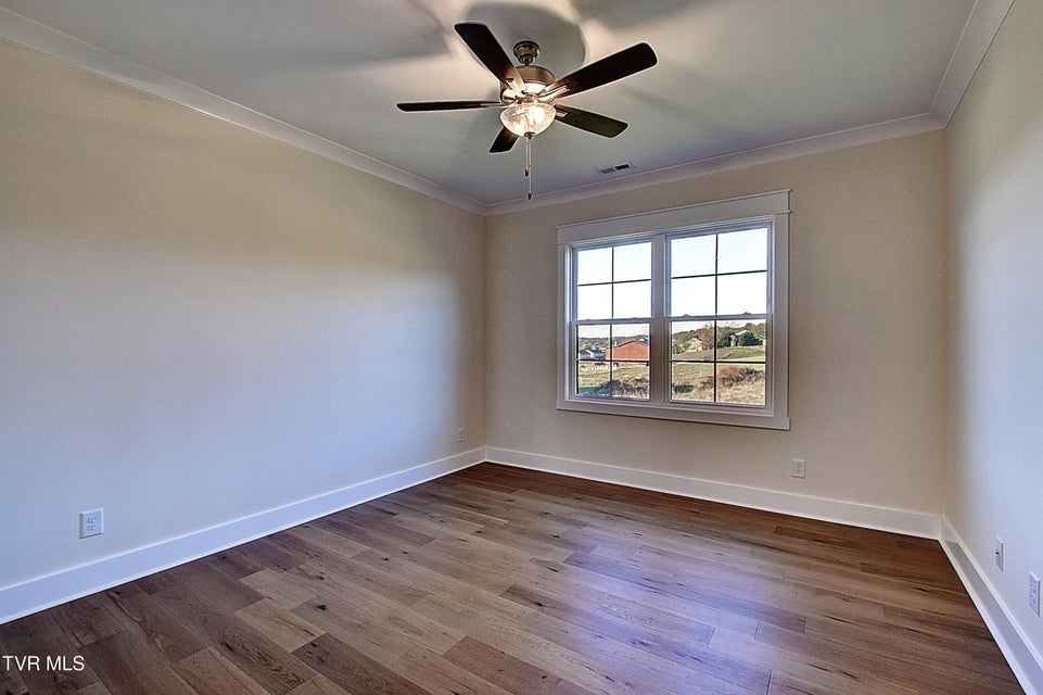 Photo #16: 60 Glaze Farm Way