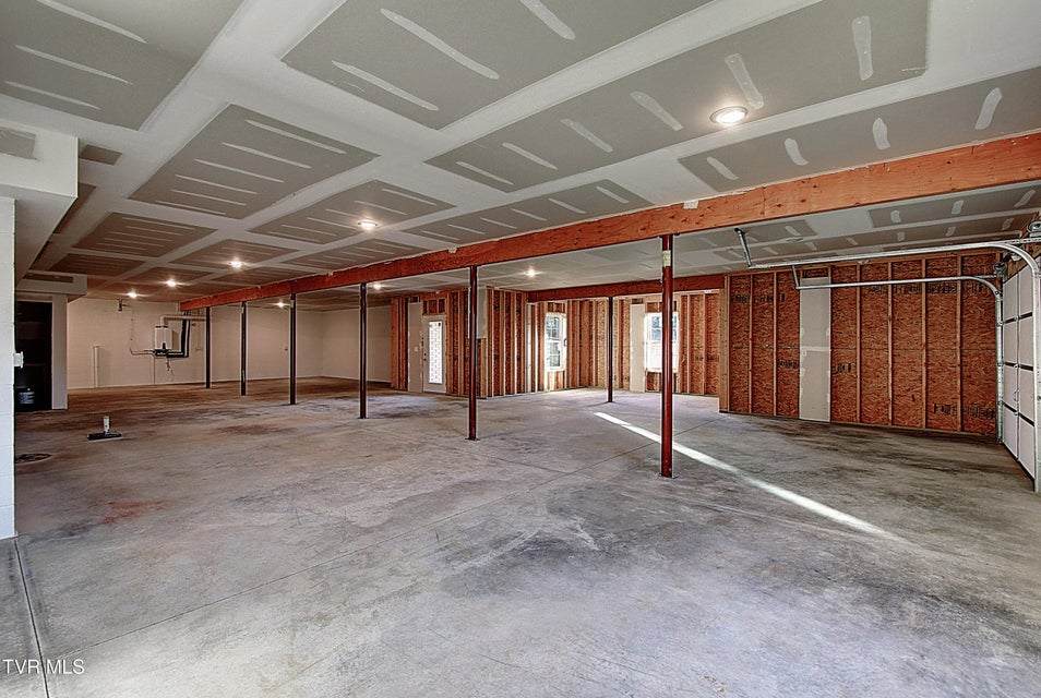 Photo #22: 60 Glaze Farm Way