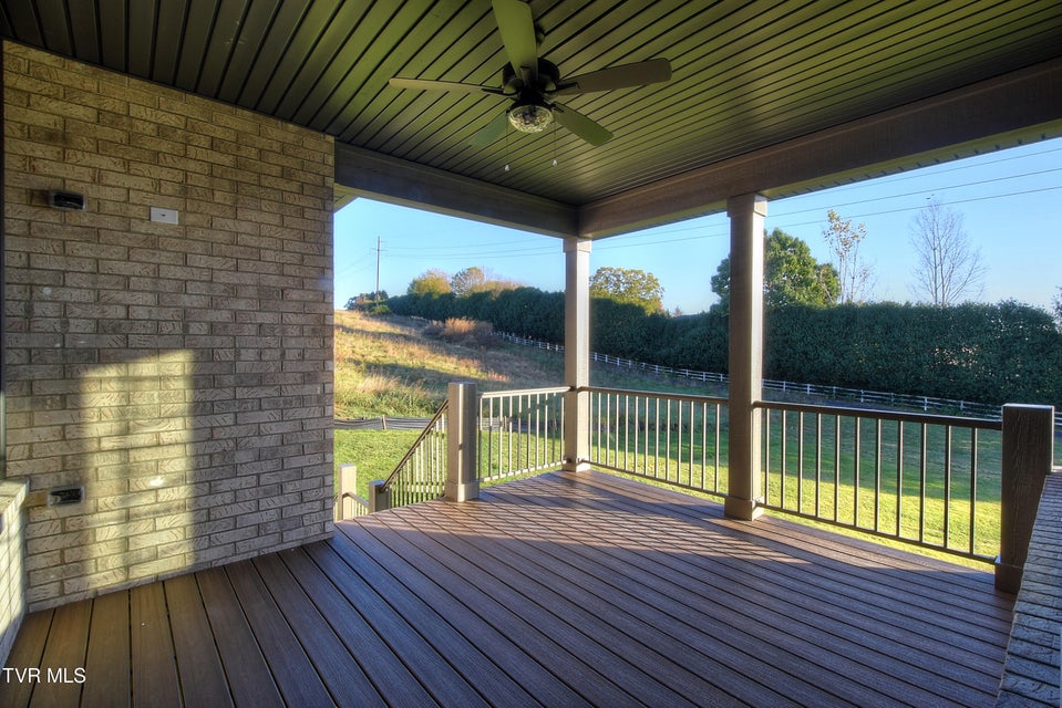 Photo #23: 60 Glaze Farm Way