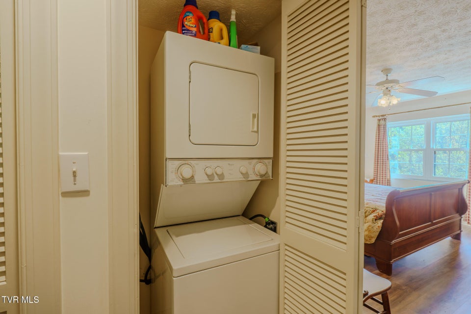 Photo #13: 210 Roaring Fork 