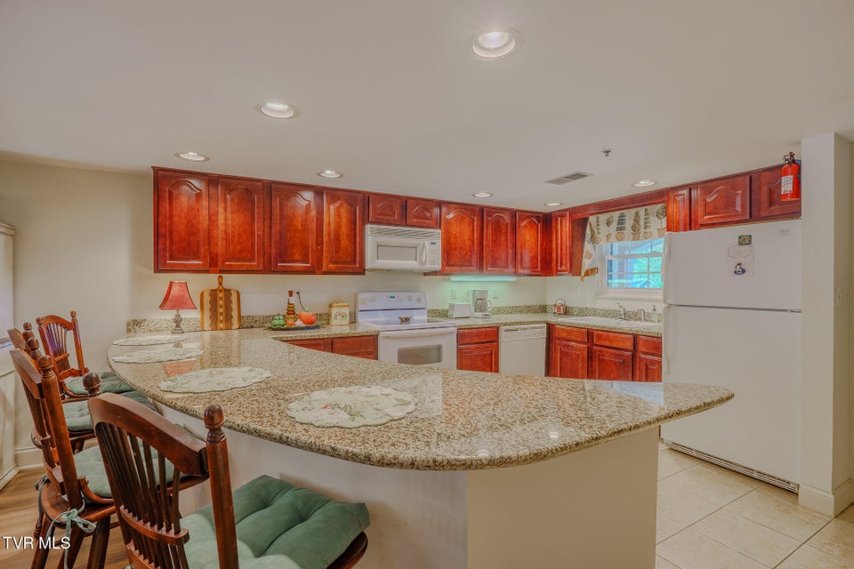 Photo #12: 210 Roaring Fork 