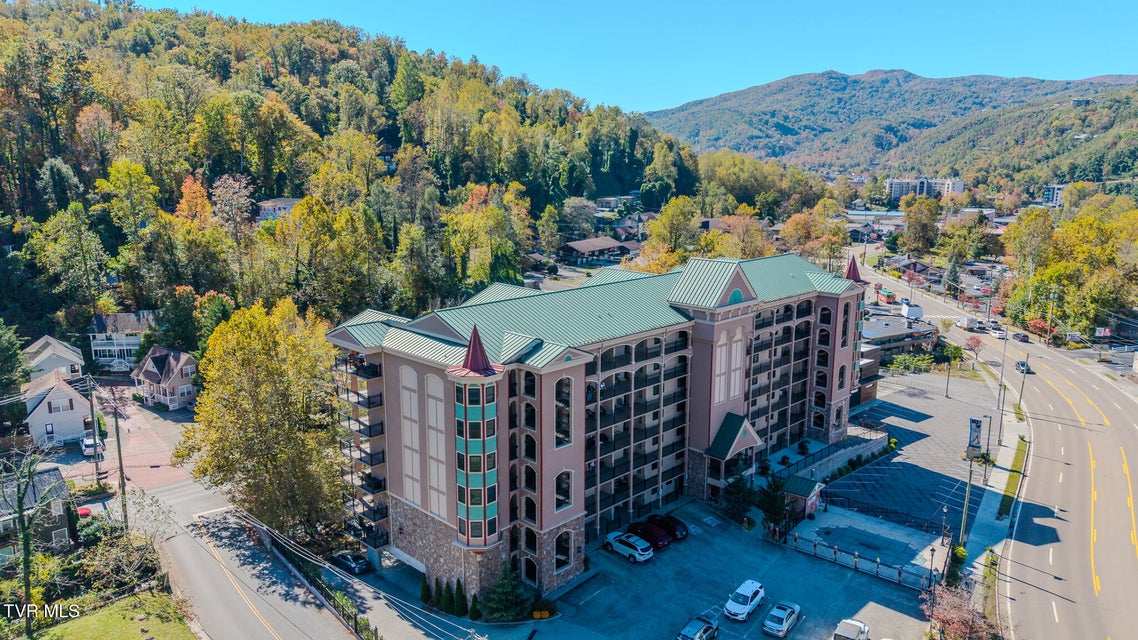 Photo #35: 210 Roaring Fork 