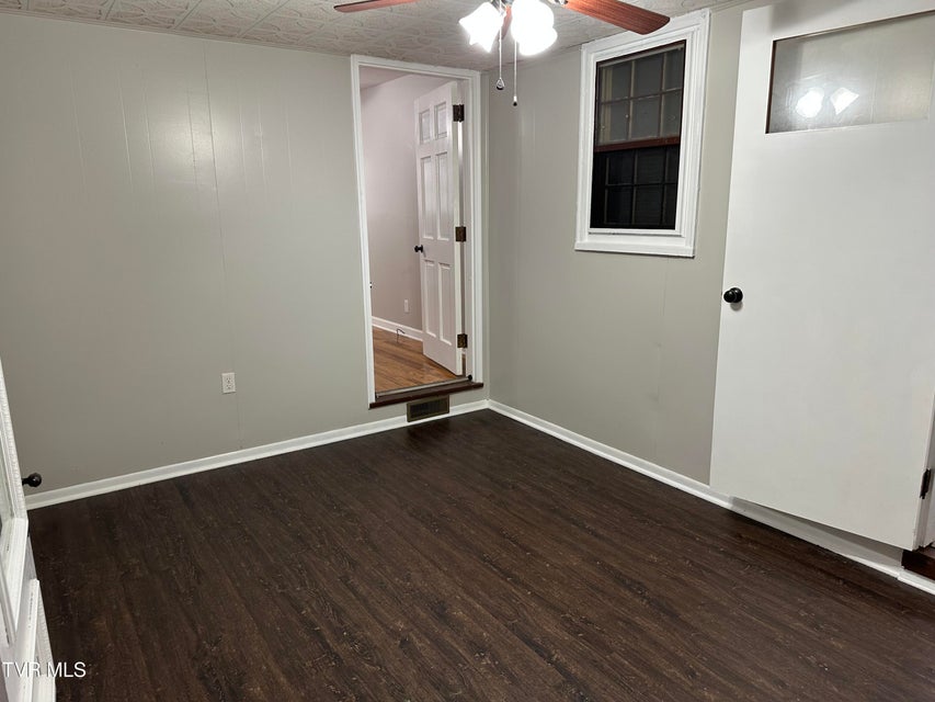 Photo #31: 1436 G Street