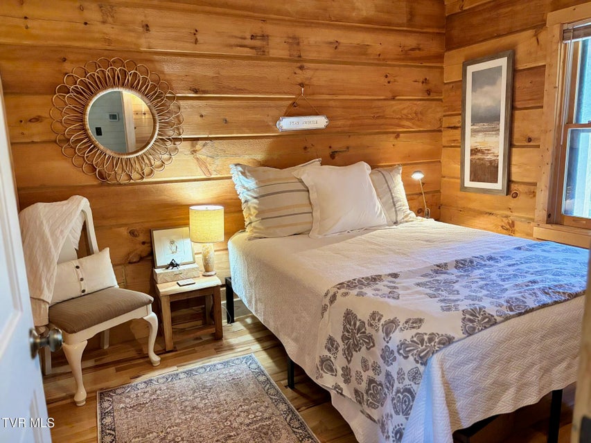 Photo #22: 320 Barren Road