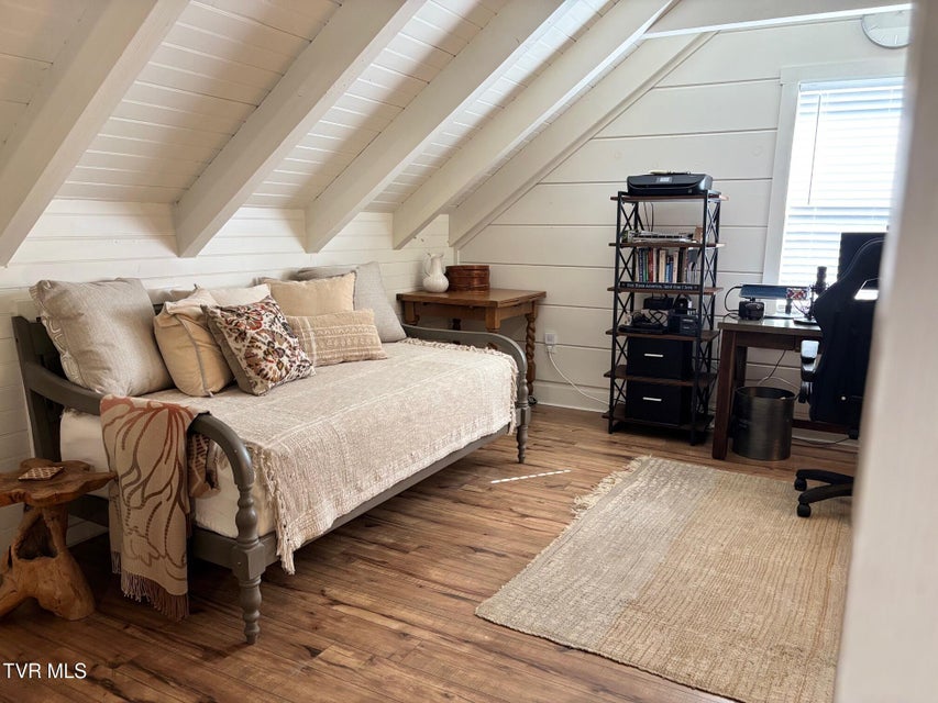 Photo #25: 320 Barren Road