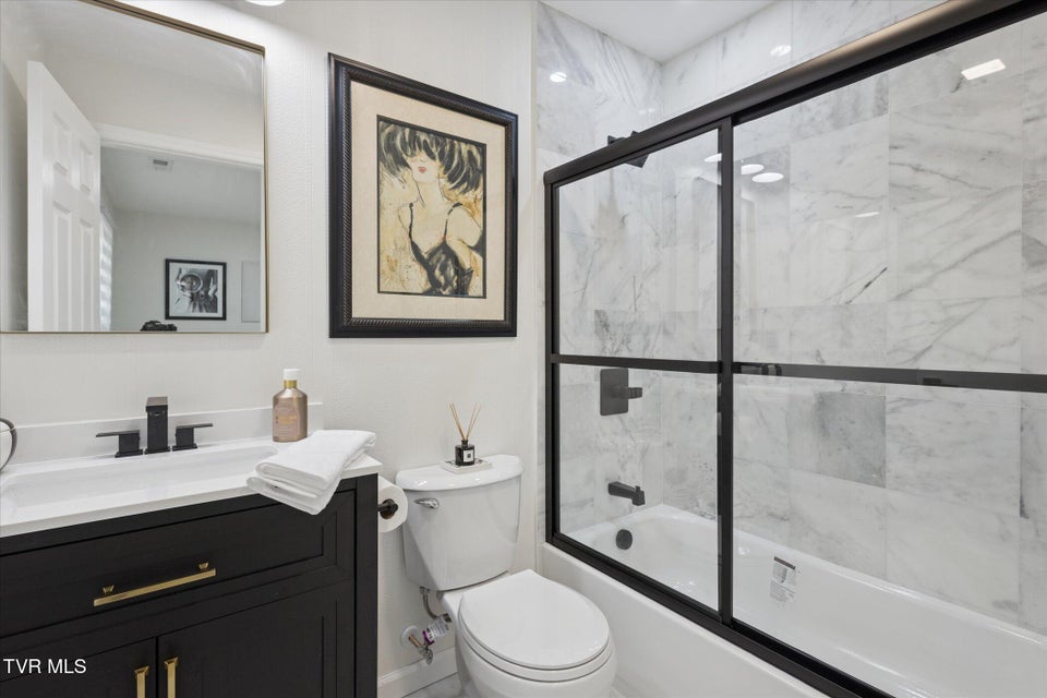 Photo #11: 1817 Ridgemont Drive Drive