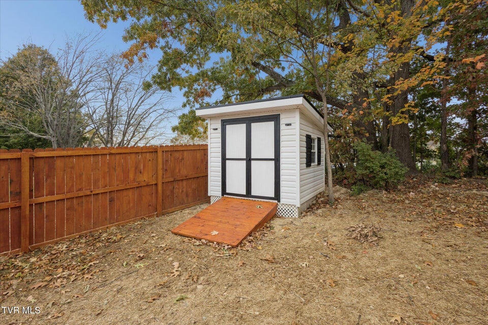 Photo #16: 1817 Ridgemont Drive Drive