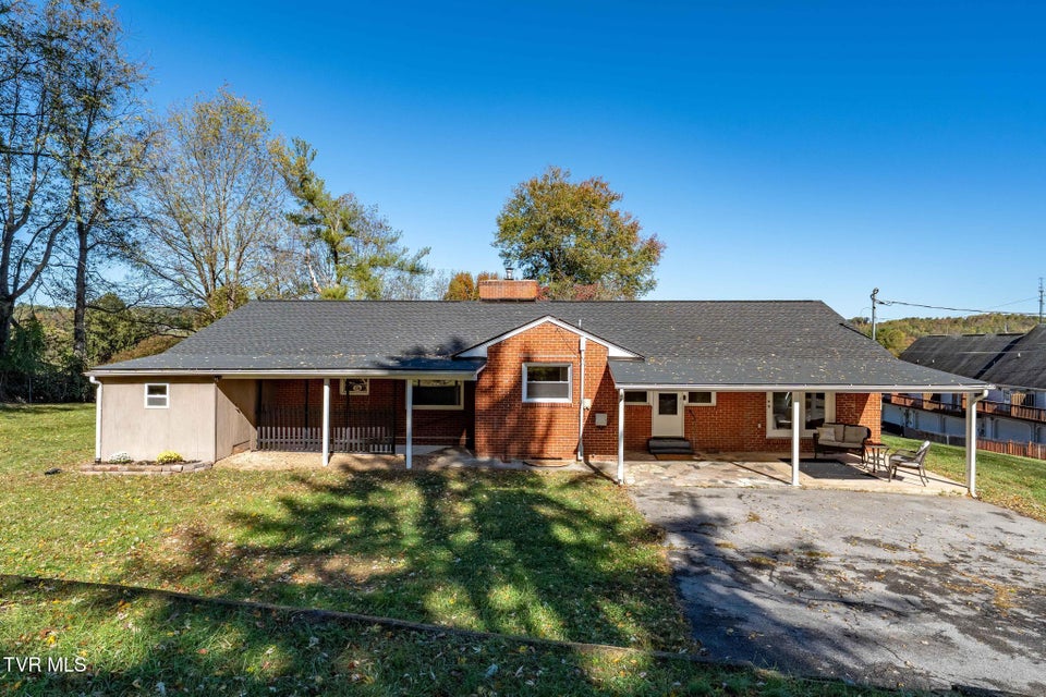 Photo #34: 205 Franklin Drive