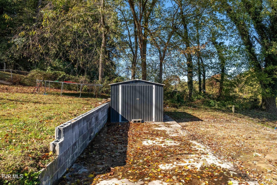 Photo #49: 205 Franklin Drive